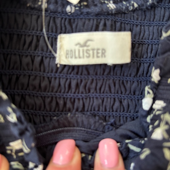 Hollister mini dress - Picture 2 of 3